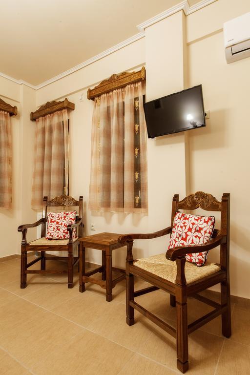 קורופי Greco Hotel מראה חיצוני תמונה