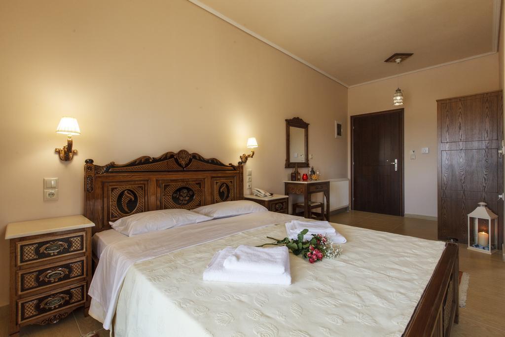 קורופי Greco Hotel מראה חיצוני תמונה